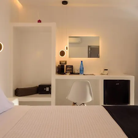 Tatakis Hotel Fira 산토리니