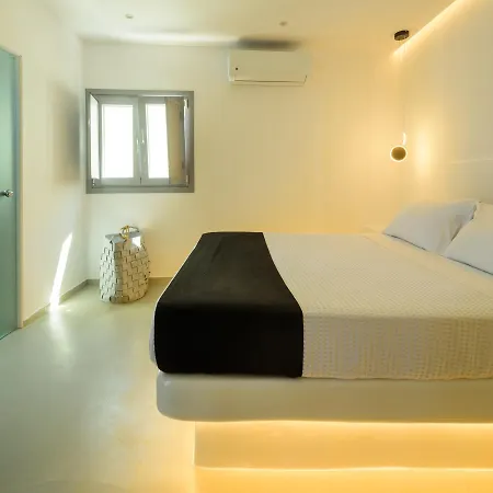 Tatakis Hotel Fira 산토리니