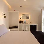 Tatakis Design Hotel, *