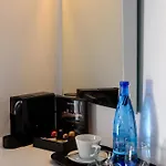 Tatakis Design Hotel, *