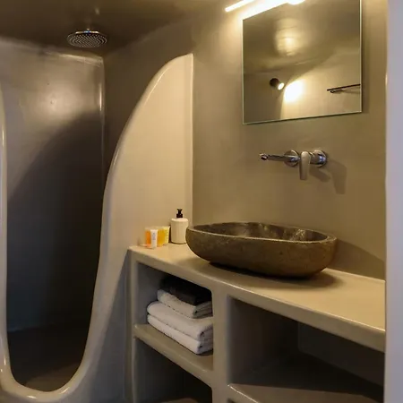 Tatakis Design Hotel, Hotell