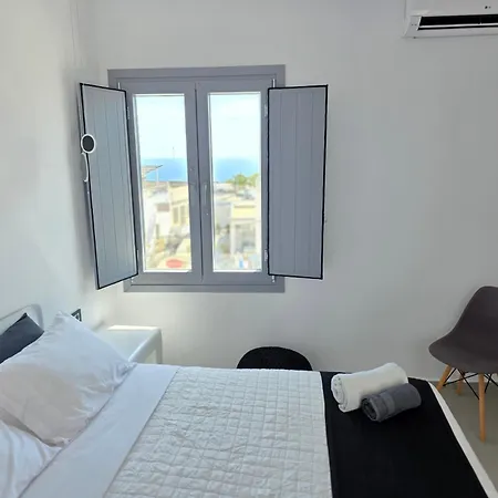 Tataki Family Hotel Fira (Santorini)