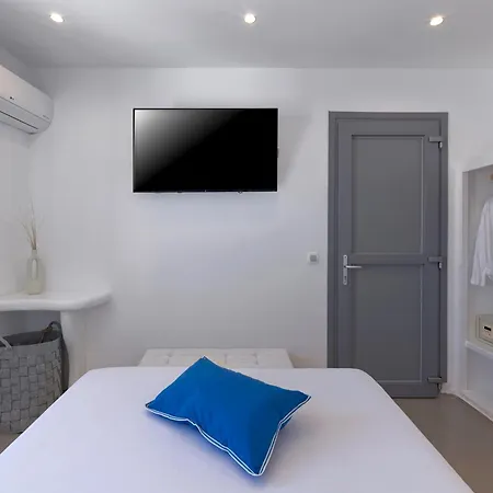 Tatakis Design Hotel, Szálloda