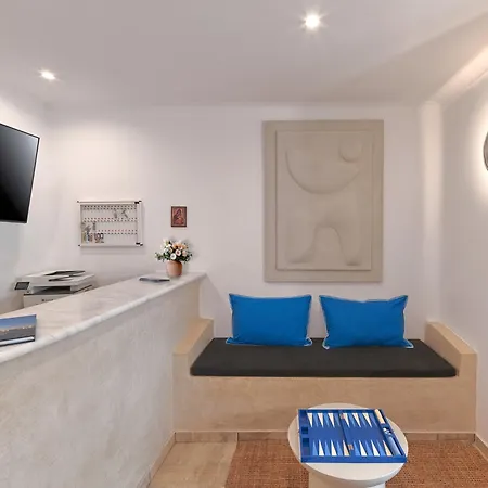 Tatakis Design Hotel, * Fíra