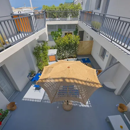 Tatakis Design Hotel, *