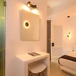Tatakis Design Hotel,