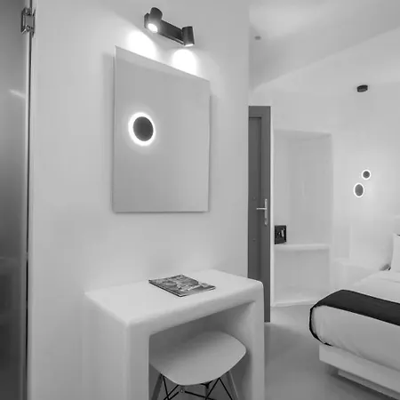 Tatakis Design Hotel, Hotel *
