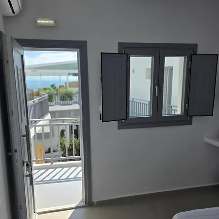 Tataki Family Hotel Firá