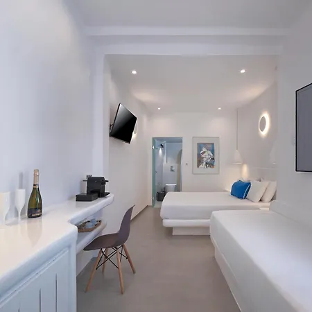 Tatakis Design Hotel, *