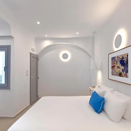 فندق Tatakis Design Hotel, ثيرا