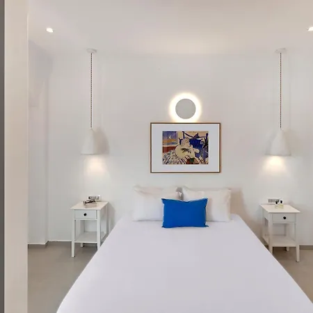 فندق Tatakis Design Hotel, *