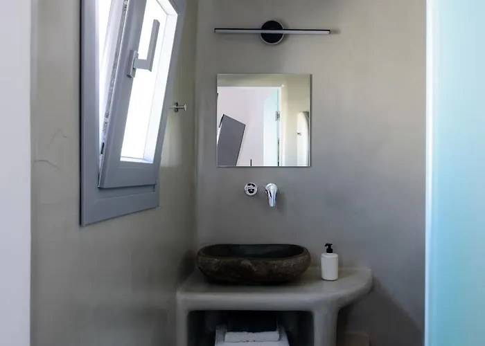 Tatakis Design Hotel, * Fíra