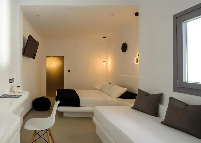 Tatakis Design Hotel, 费拉