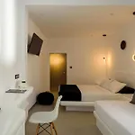 Hotel Tatakis Design Hotel,