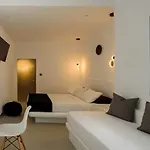 Tatakis Design Hotel, Fira (Santorini)
